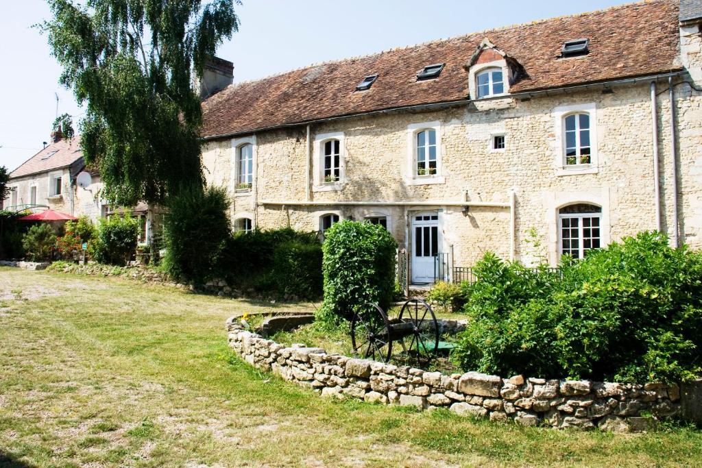 La Vieille Ferme Bed & Breakfast Fresne-la-Mere ภายนอก รูปภาพ