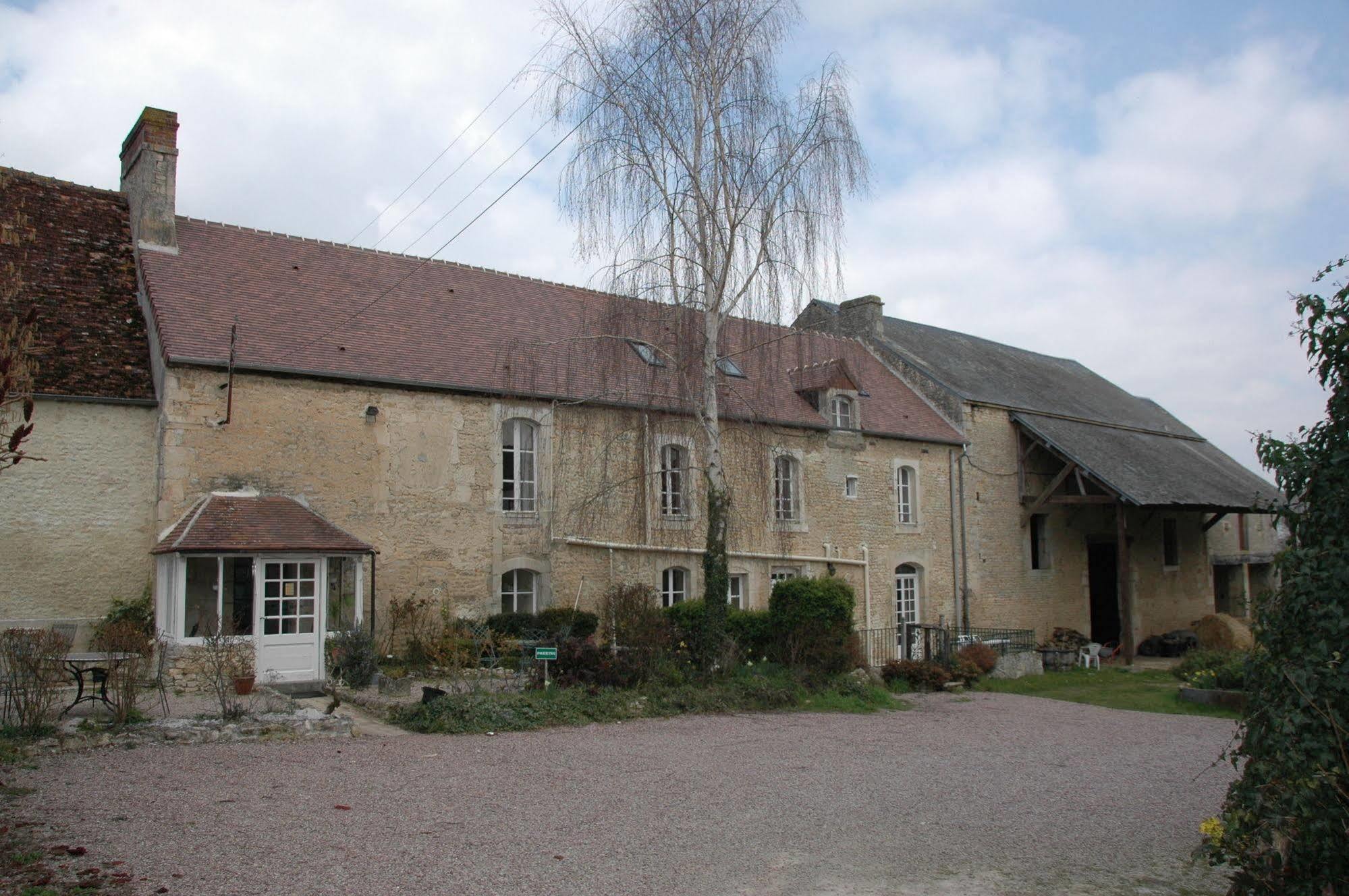 La Vieille Ferme Bed & Breakfast Fresne-la-Mere ภายนอก รูปภาพ