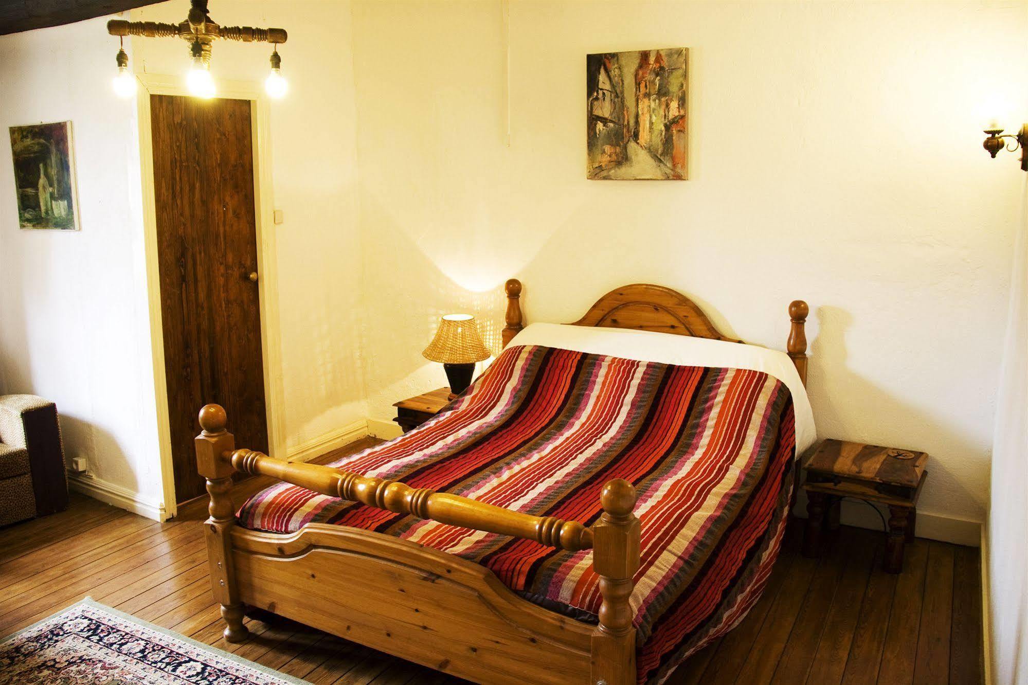 La Vieille Ferme Bed & Breakfast Fresne-la-Mere ภายนอก รูปภาพ